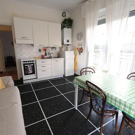 Le Rane Abbronzate By Portofinovacanze * Rapallo